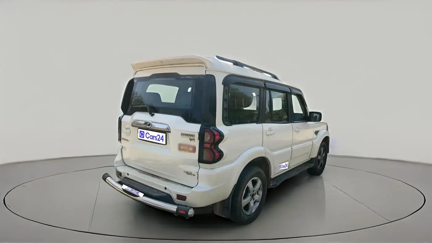 2018 Mahindra Scorpio S11 2WD, Diesel, Manual, 2,08,625 km, exterior