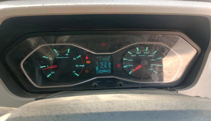 2018 Mahindra Scorpio S11 2WD, Diesel, Manual, 2,08,625 km, interior