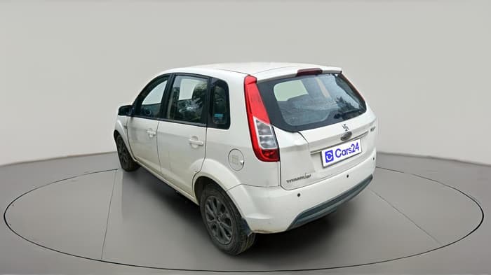 2015 Ford New Figo TITANIUM 1.2 PETROL MT, Petrol, Manual, 1,14,000 km, exterior