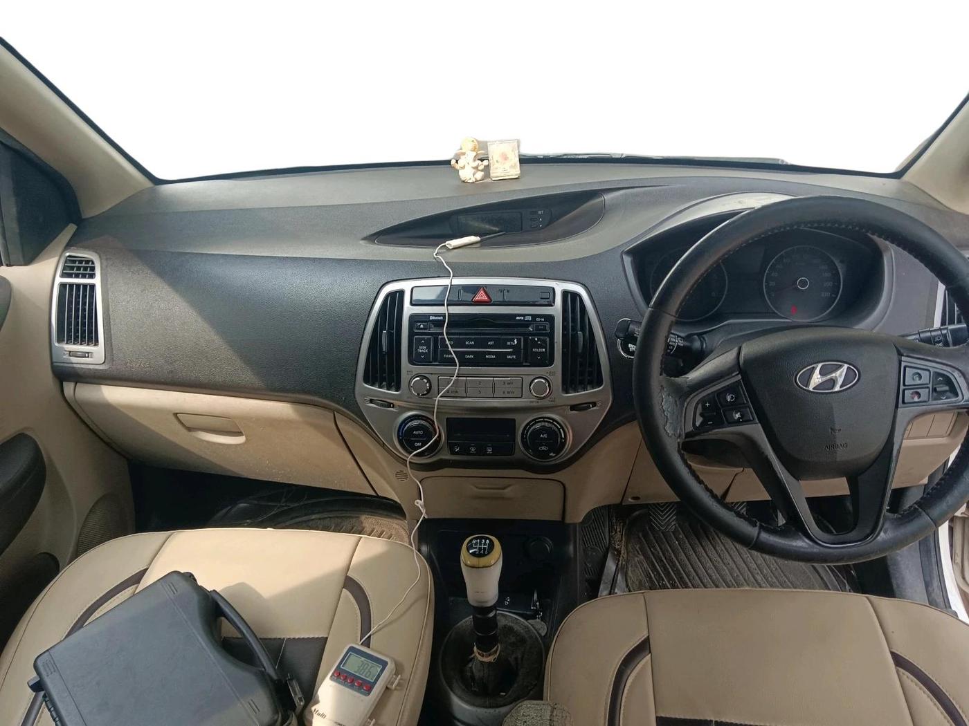 2012 Hyundai i20 ASTA 1.4 CRDI, Diesel, Manual, 2,13,189 km, interior