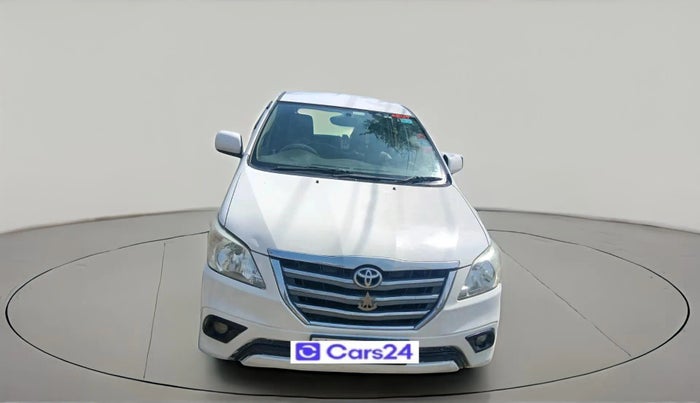2014 Toyota Innova 2.5 GX 7 STR, Diesel, Manual, 1,94,264 km, exterior