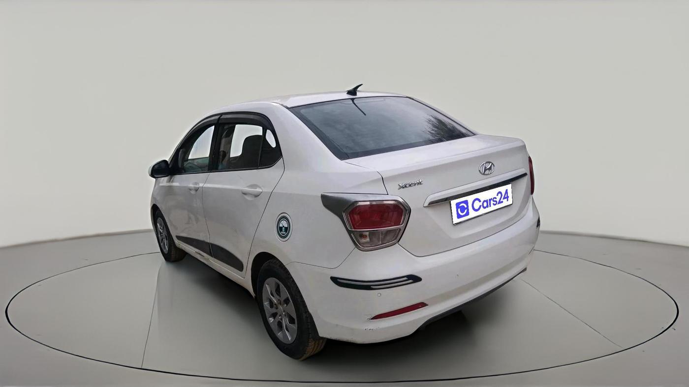 2015 Hyundai Xcent S 1.1 CRDI (O), Diesel, Manual, 1,72,062 km, exterior