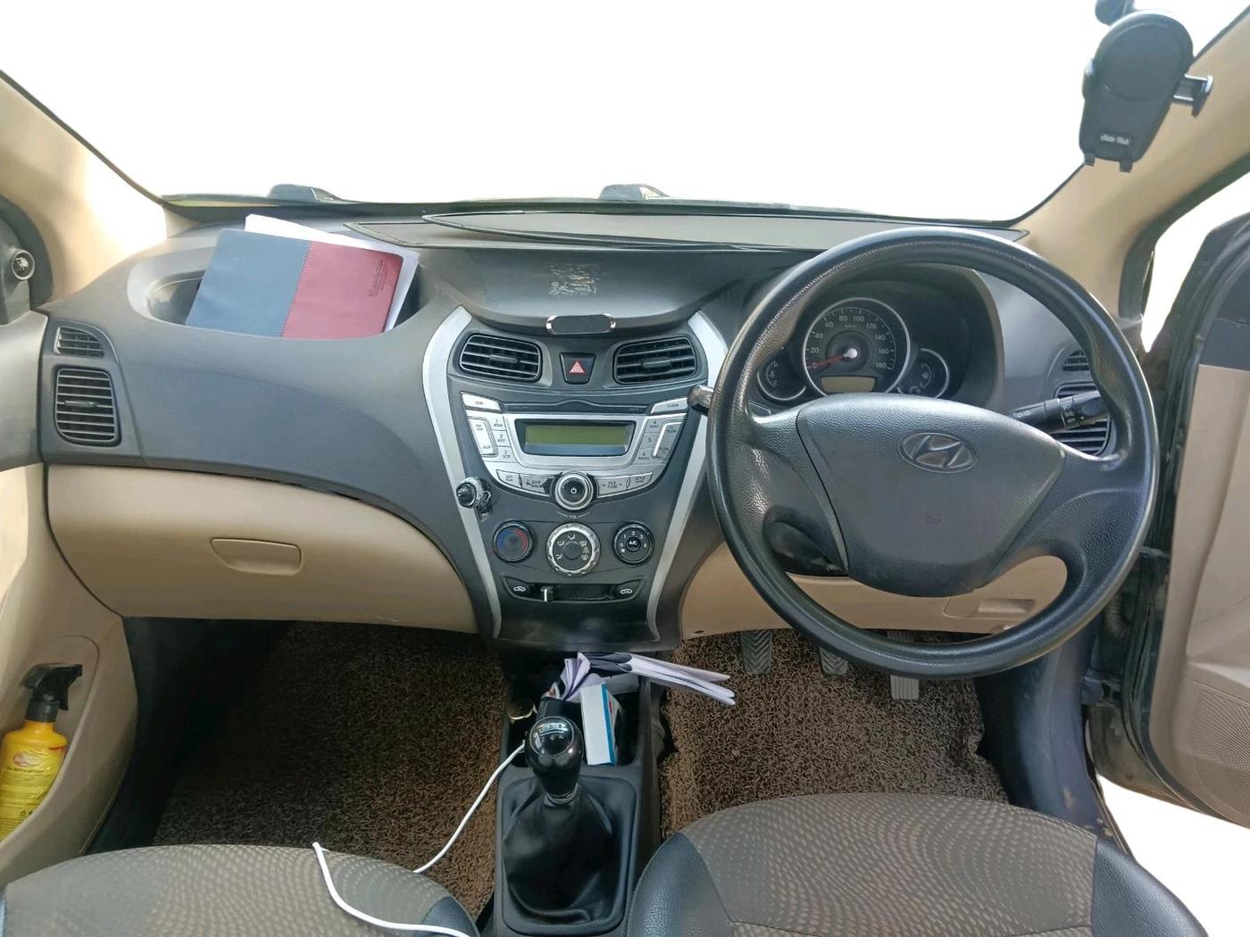 2016 Hyundai Eon MAGNA +, Petrol, Manual, 90,445 km, interior