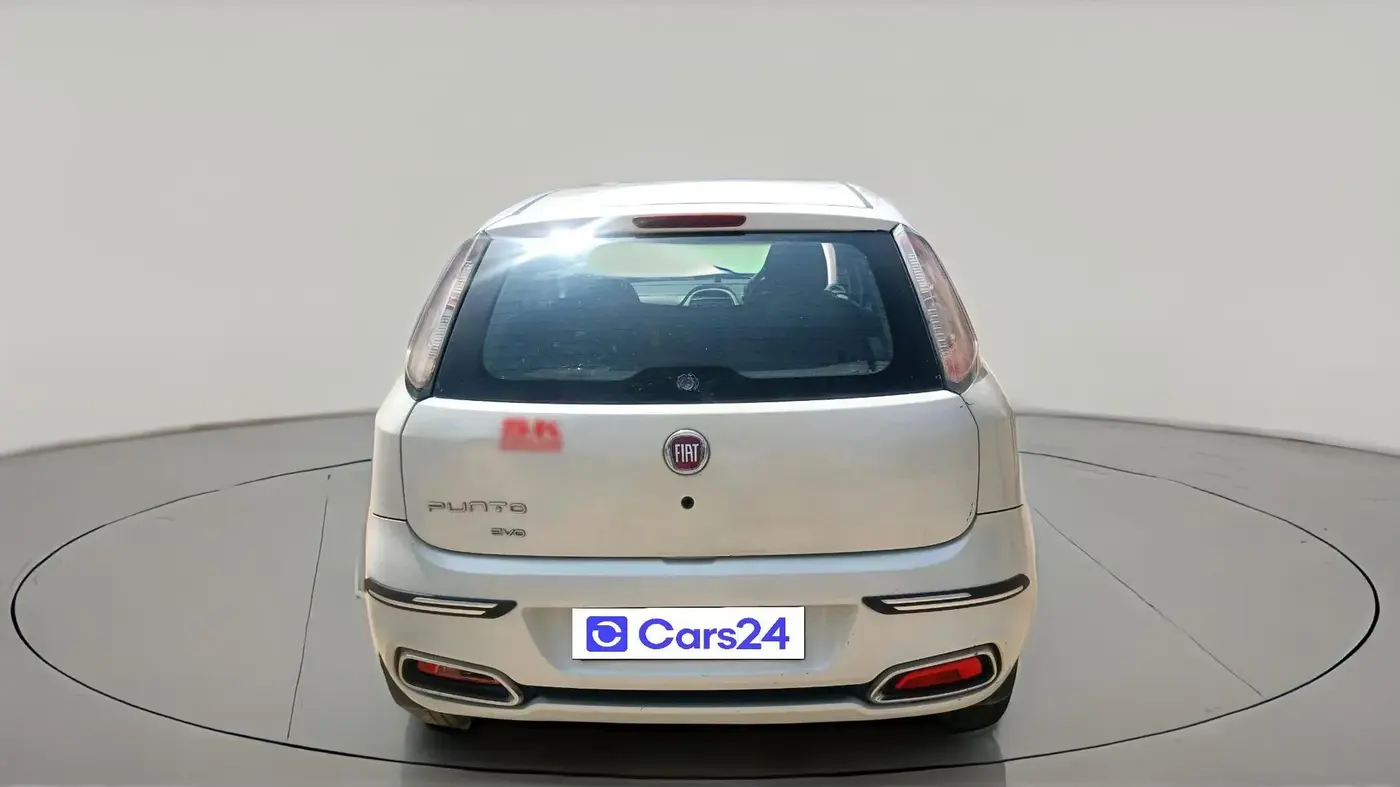 2015 Fiat Punto EVO ACTIVE 1.3 MULTIJET, Diesel, Manual, 2,85,677 km, exterior