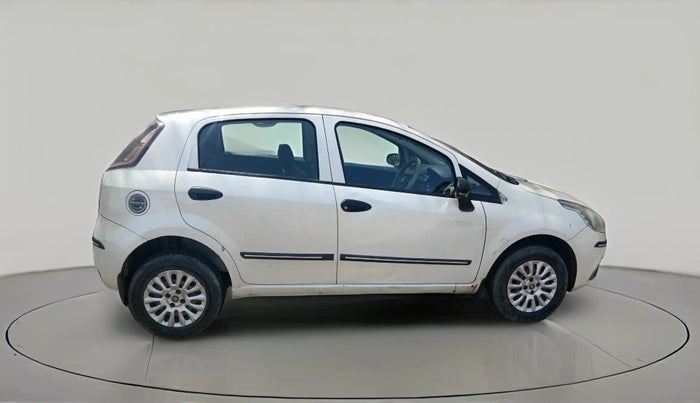 2015 Fiat Punto EVO ACTIVE 1.3 MULTIJET, Diesel, Manual, 2,85,677 km, exterior