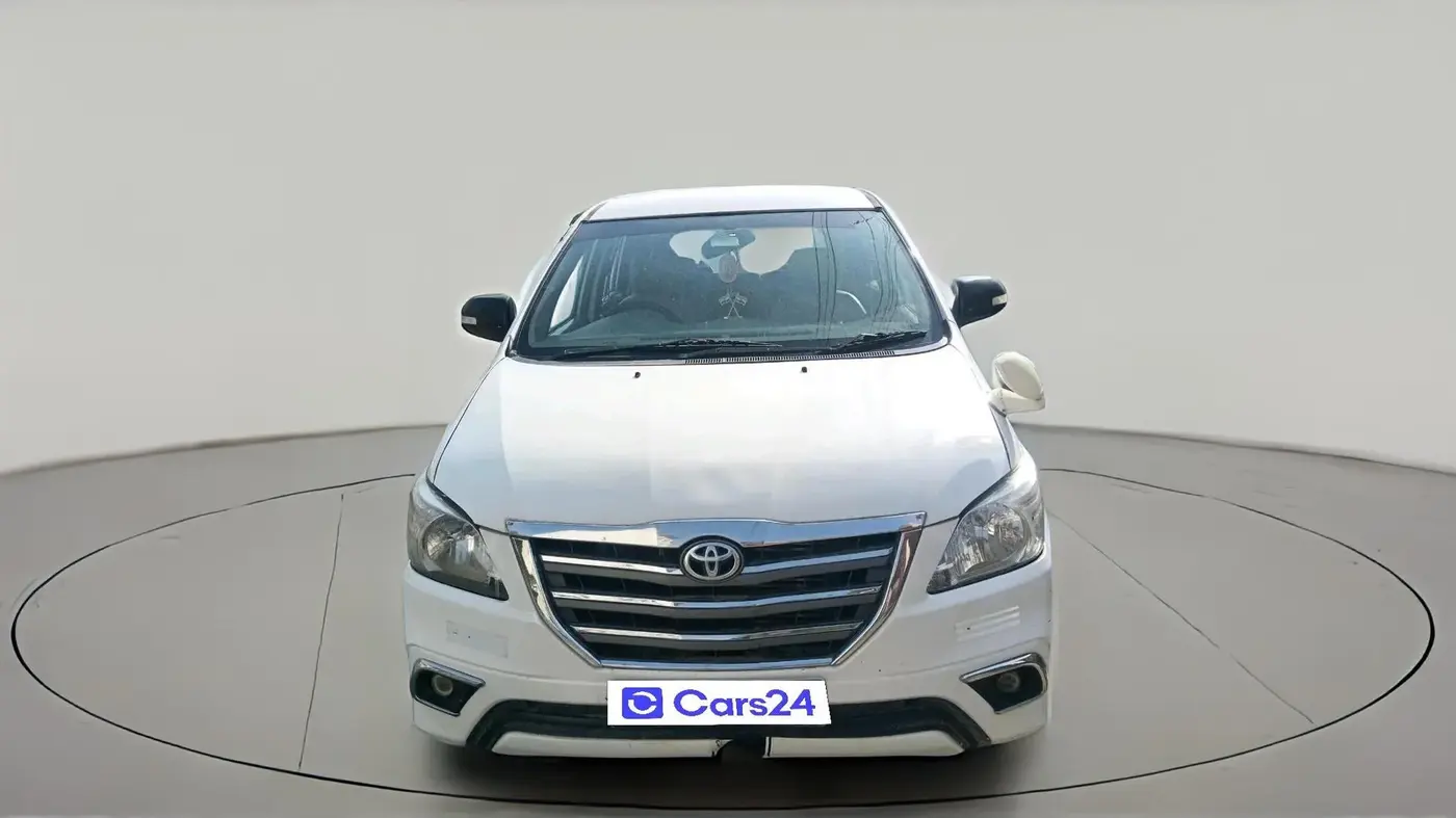 2013 Toyota Innova G1 2.5, Diesel, Manual, 30,933 km, exterior