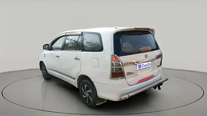 2013 Toyota Innova G1 2.5, Diesel, Manual, 30,933 km, exterior