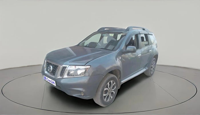 2015 Nissan Terrano XL O (D), Diesel, Manual, 2,86,819 km, exterior
