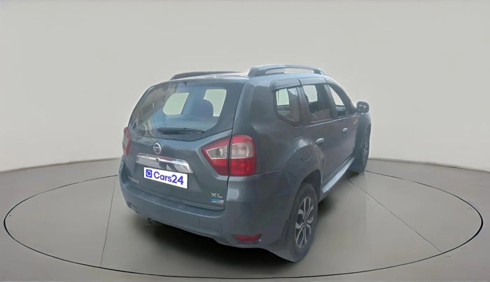 2015 Nissan Terrano XL O (D), Diesel, Manual, 2,86,819 km, exterior
