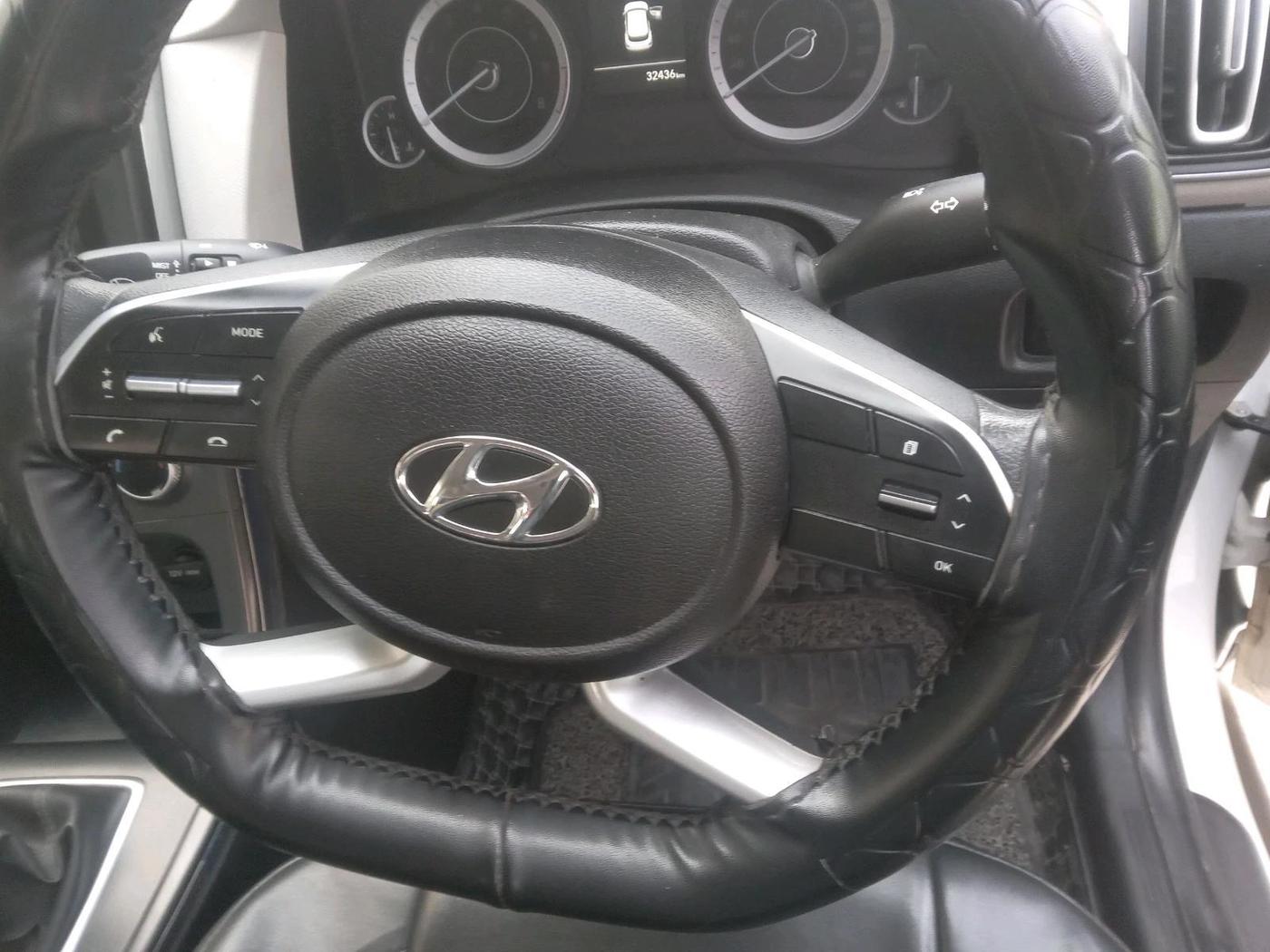 2023 Hyundai Creta E 1.5 PETROL, Petrol, Manual, 32,436 km, interior