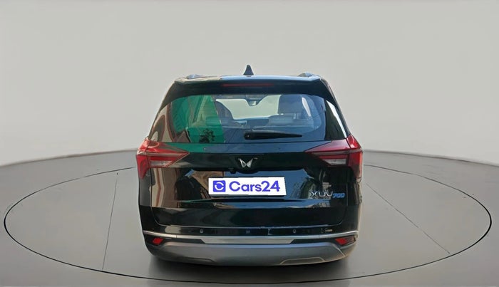 2024 Mahindra XUV700 AX 7 Luxury Pack D MT 6 STR, Diesel, Manual, 77,082 km, exterior