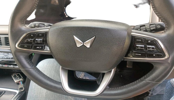 2024 Mahindra XUV700 AX 7 Luxury Pack D MT 6 STR, Diesel, Manual, 77,082 km, interior