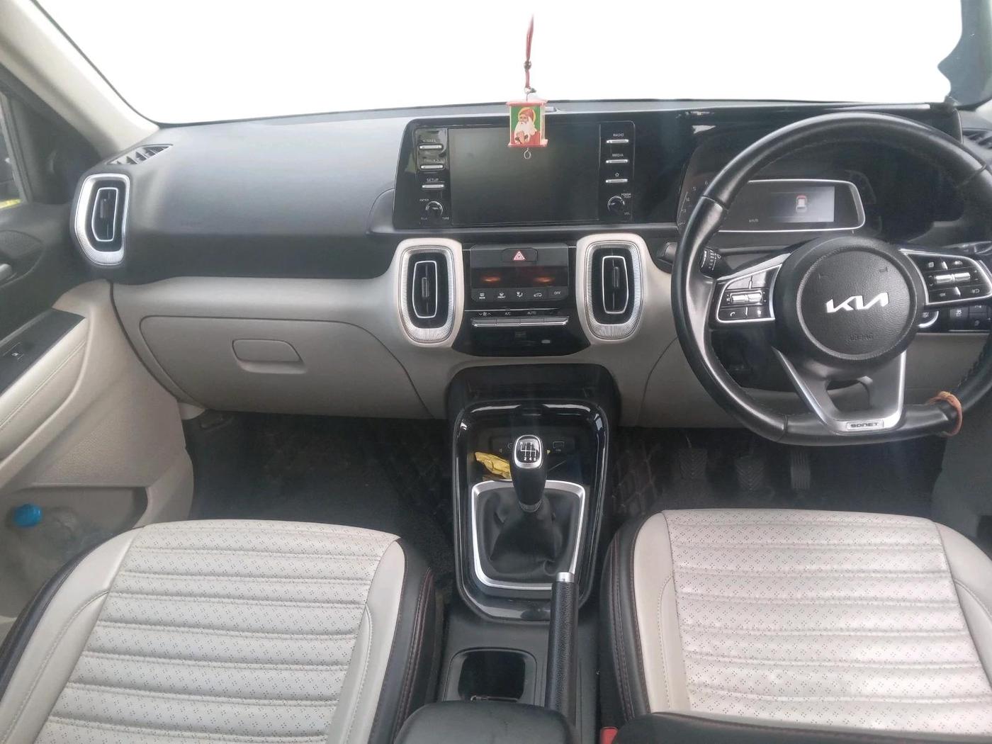 2024 KIA SONET HTX 1.5 DIESEL MT, Diesel, Manual, 59,303 km, interior