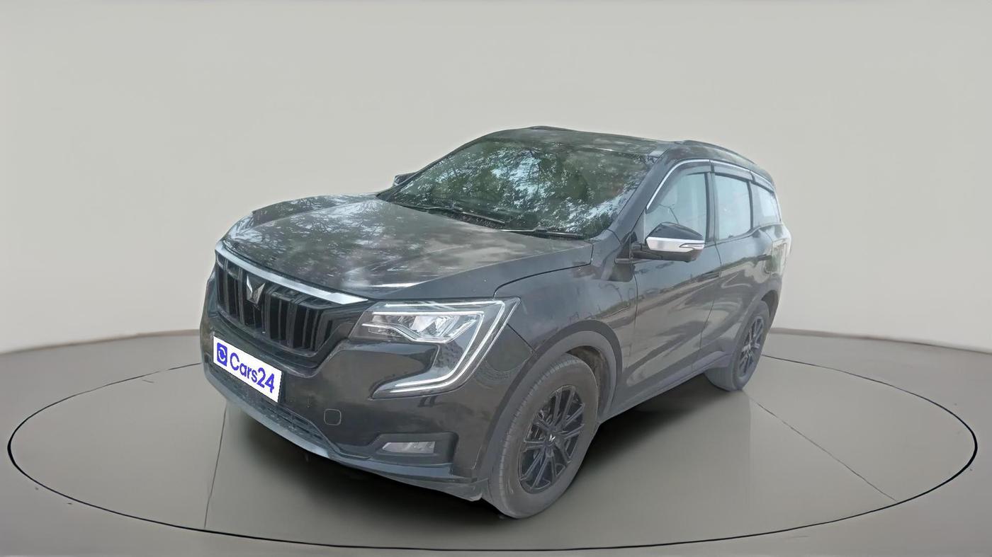 2024 Mahindra XUV700 AX 7 Luxury Pack D MT 6 STR, Diesel, Manual, 81,651 km, exterior