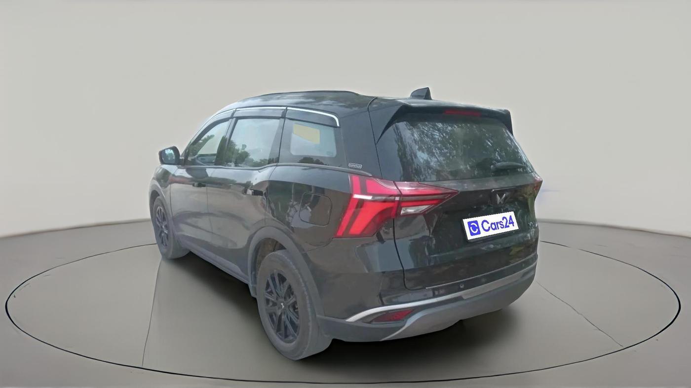 2024 Mahindra XUV700 AX 7 Luxury Pack D MT 6 STR, Diesel, Manual, 81,651 km, exterior