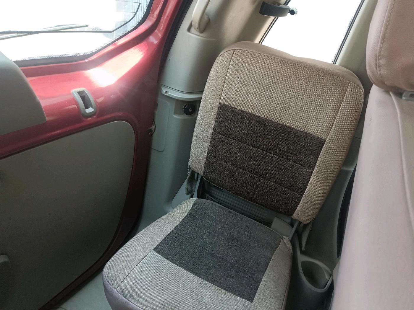 2012 Mahindra Quanto C8, Diesel, Manual, 1,21,947 km, interior