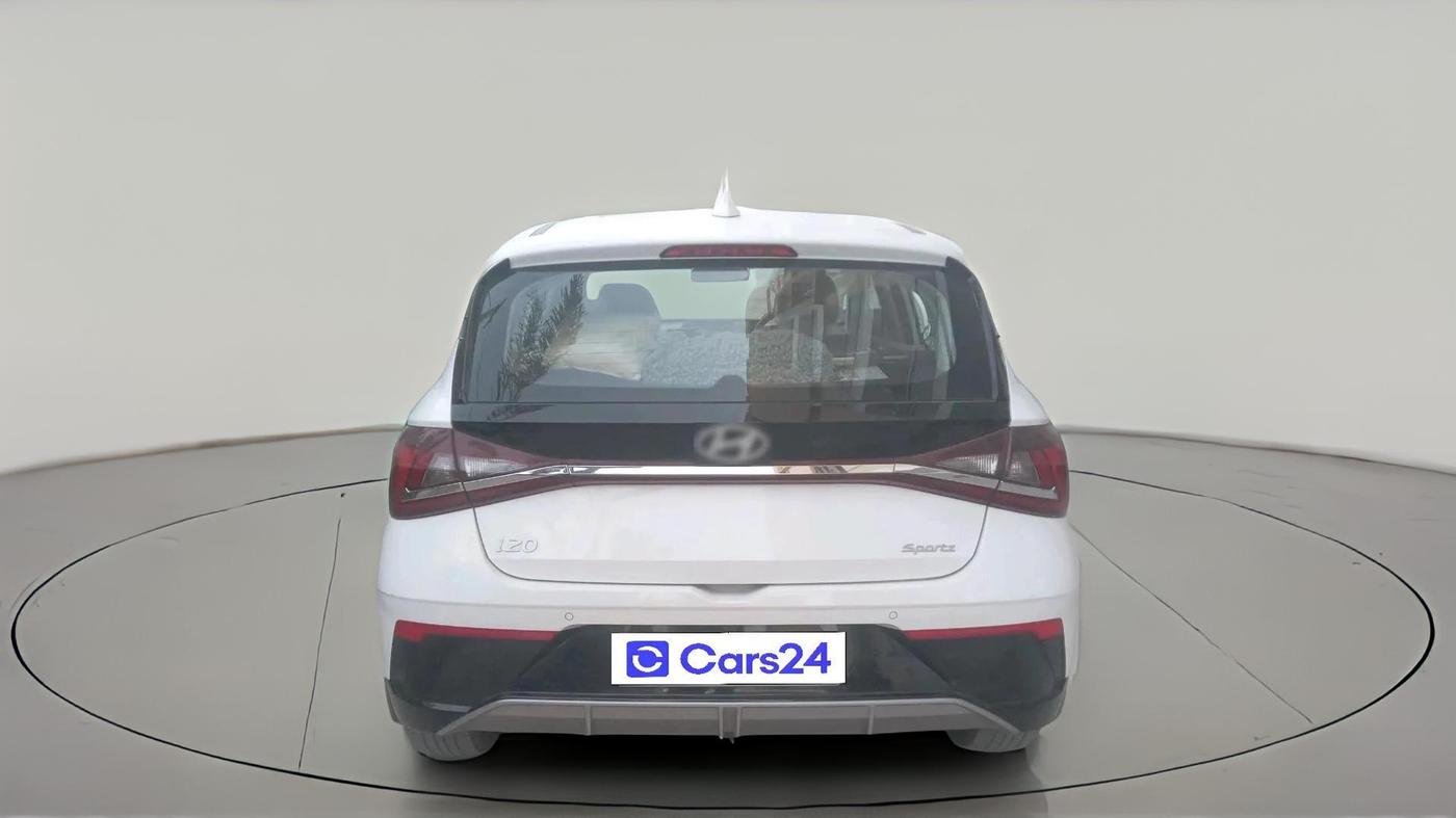 2025 Hyundai NEW I20 SPORTZ 1.2 MT, Petrol, Manual, 6,200 km, exterior