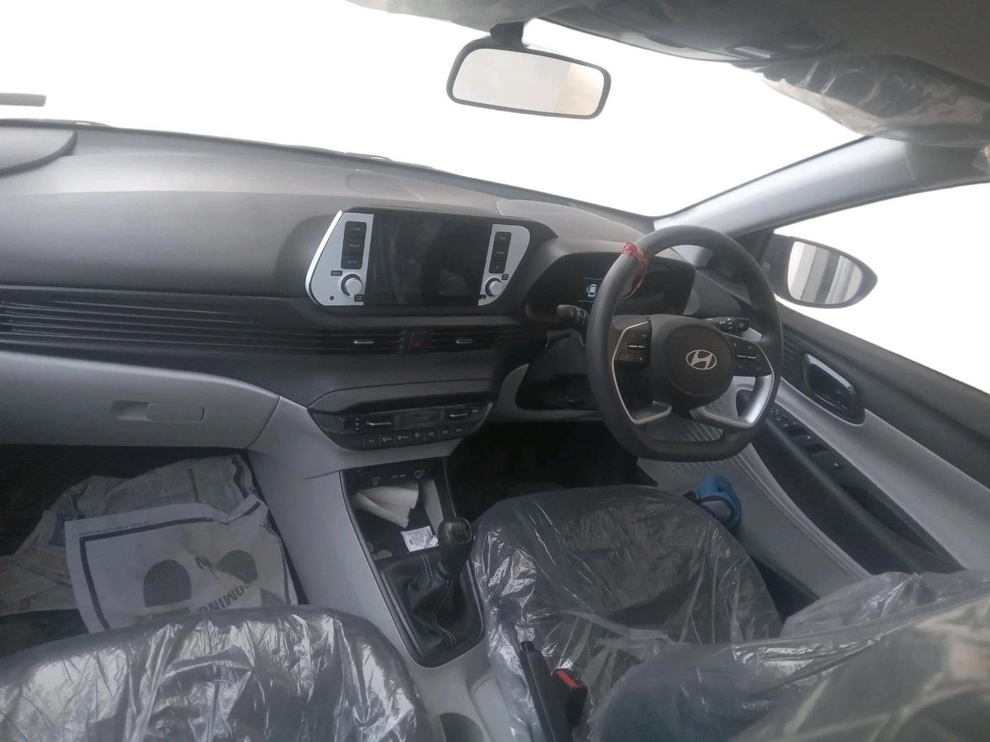 2025 Hyundai NEW I20 SPORTZ 1.2 MT, Petrol, Manual, 6,200 km, interior