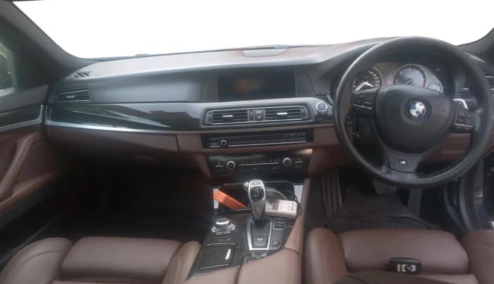 2013 BMW 5 Series 530D 3.0, Diesel, Automatic, 90,000 km, interior