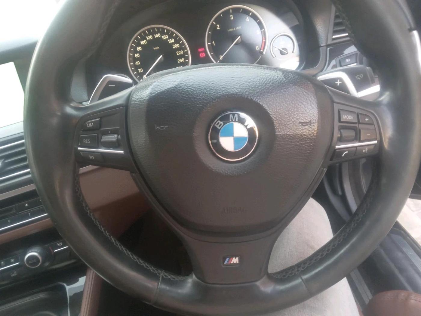 2013 BMW 5 Series 530D 3.0, Diesel, Automatic, 90,000 km, interior