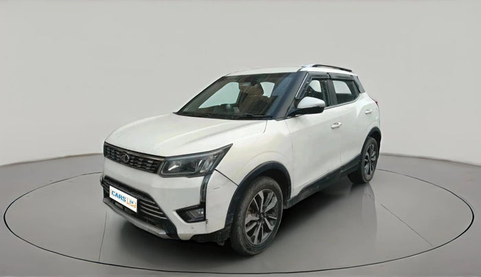 2019 Mahindra XUV300 W8 (O) 1.5 DIESEL, Diesel, Manual, 1,43,574 km, exterior