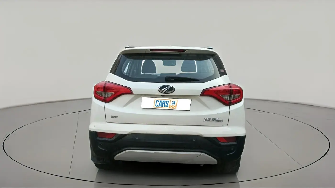 2019 Mahindra XUV300 W8 (O) 1.5 DIESEL, Diesel, Manual, 1,43,574 km, exterior