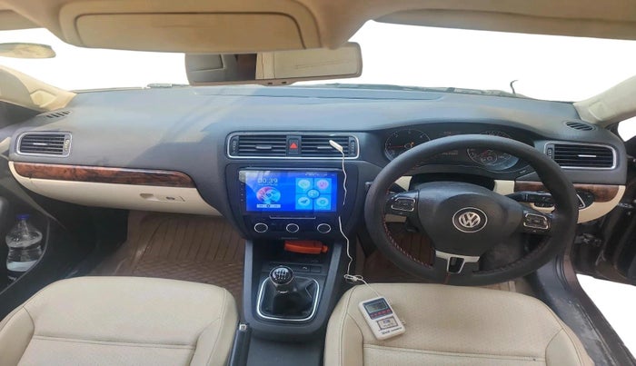 2013 Volkswagen Jetta COMFORTLINE TDI, Diesel, Manual, 1,39,157 km, interior