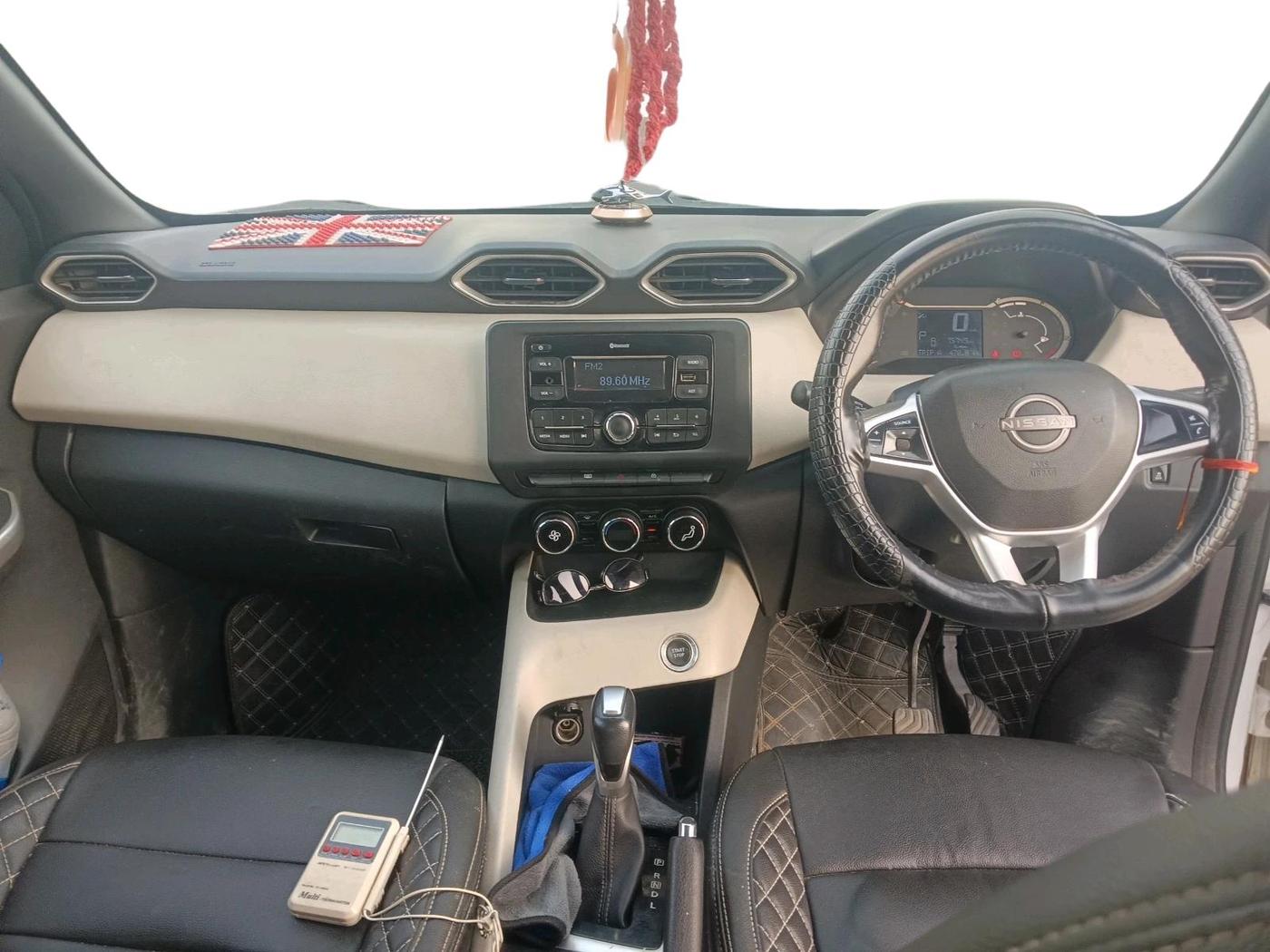 2021 Nissan MAGNITE XL TURBO CVT, Petrol, Automatic, 75,749 km, interior