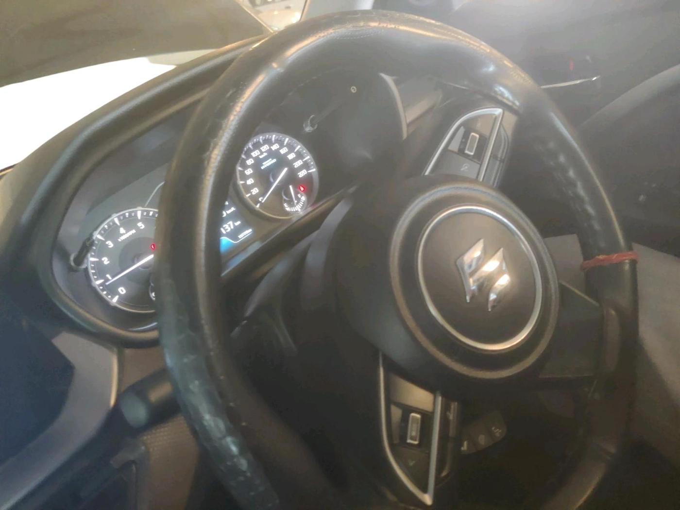 2025 Maruti BREZZA ZXI SMART HYBRID , Petrol, Manual, 19,770 km, interior