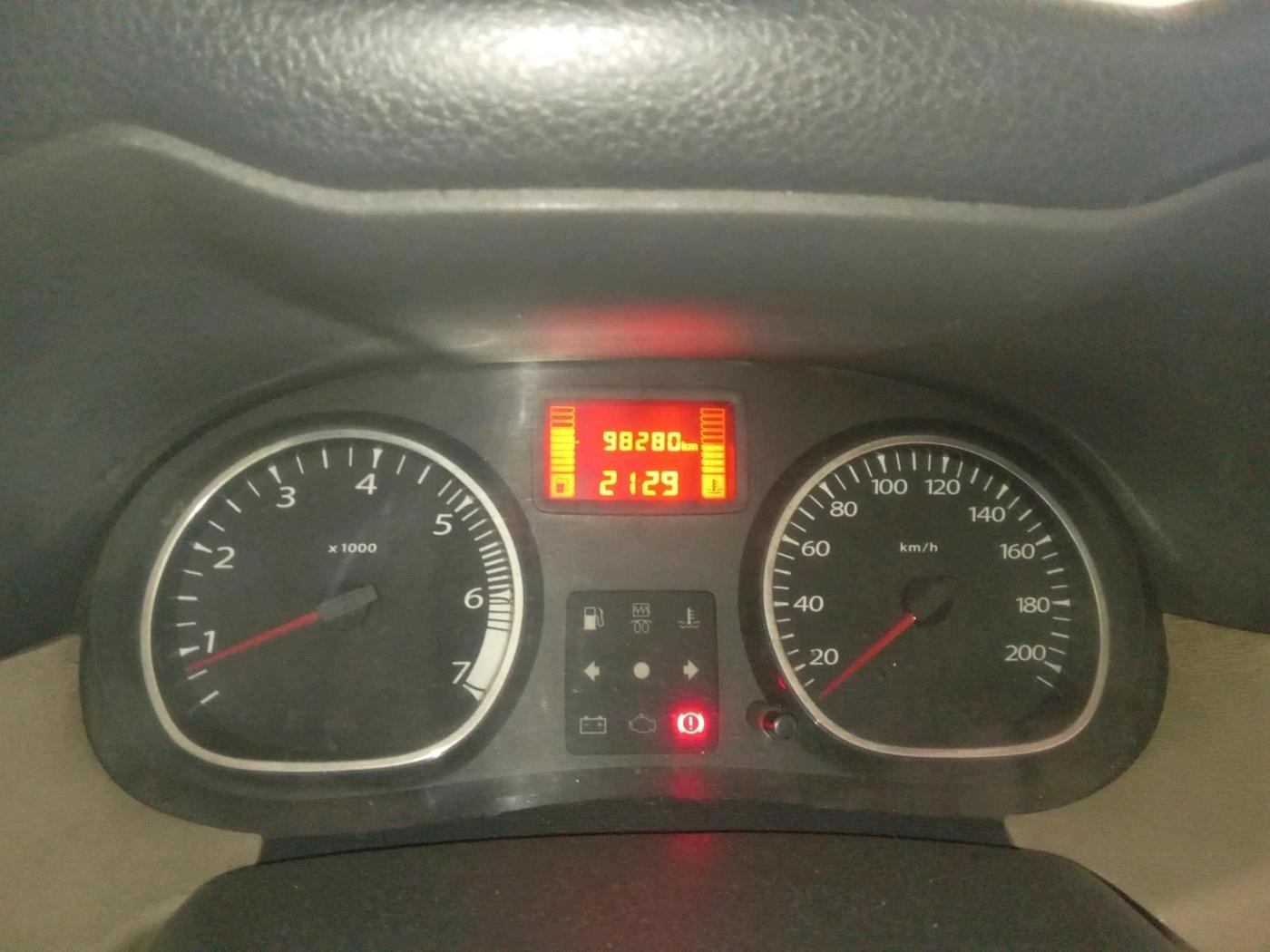 2013 Renault Duster 85 PS RXL DIESEL, Diesel, Manual, 98,280 km, interior