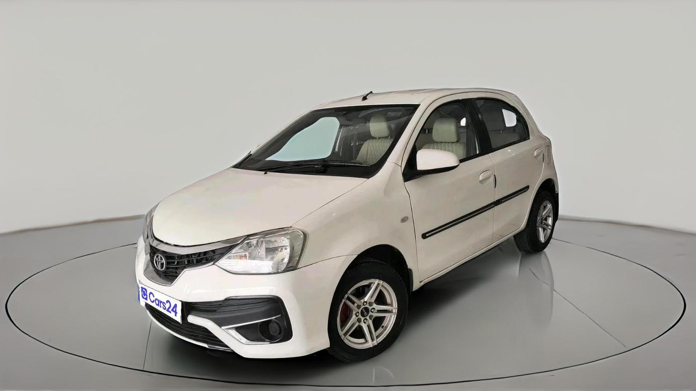 2015 Toyota Etios Liva GD, Diesel, Manual, 86,117 km, exterior