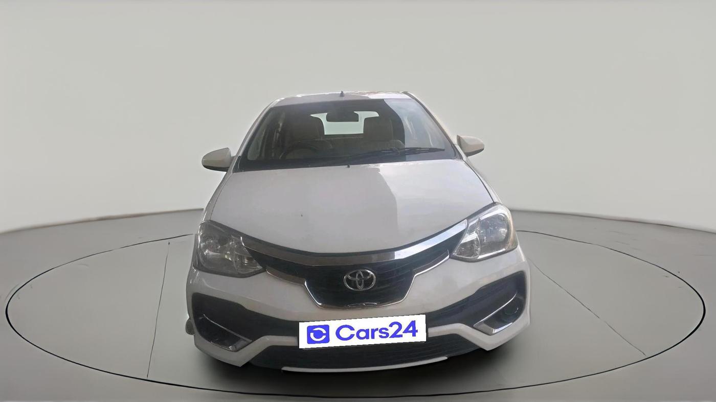 2015 Toyota Etios Liva GD, Diesel, Manual, 86,117 km, exterior