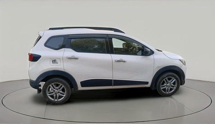 2022 Renault TRIBER RXZ, Petrol, Manual, 1,35,102 km, exterior