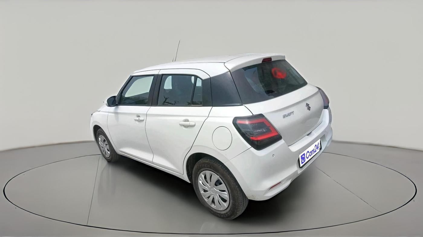 2026 Maruti Swift VXi (O) AMT, Petrol, Automatic, 5,248 km, exterior
