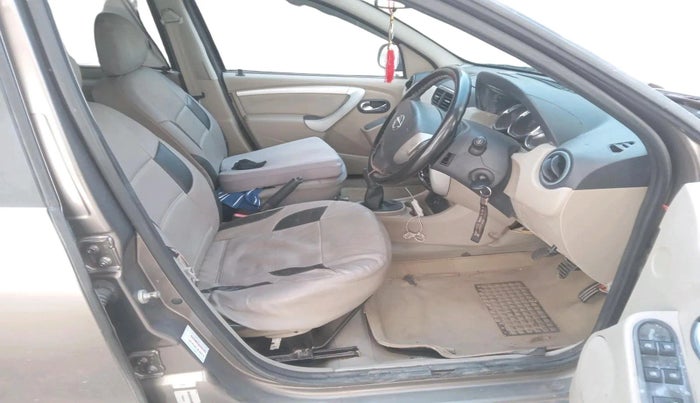 2016 Nissan Terrano XL O (D), Diesel, Manual, 90,278 km, interior