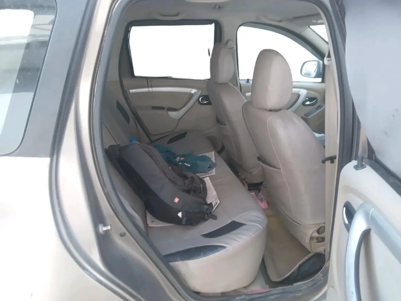 2016 Nissan Terrano XL O (D), Diesel, Manual, 90,278 km, interior