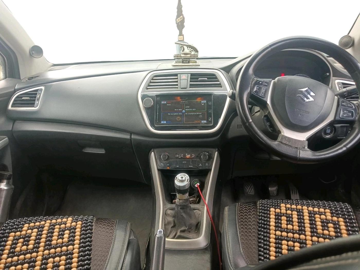 2016 Maruti S Cross ALPHA 1.6, Diesel, Manual, 1,12,200 km, interior