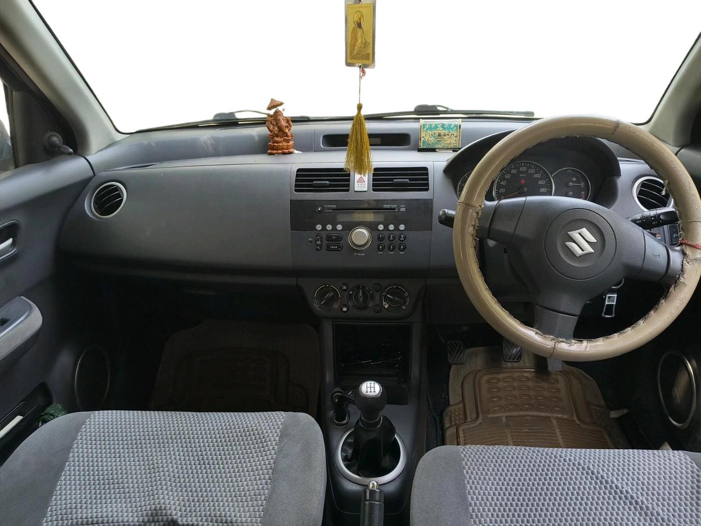 2011 Maruti Swift Dzire VXI, CNG, Manual, 93,026 km, interior