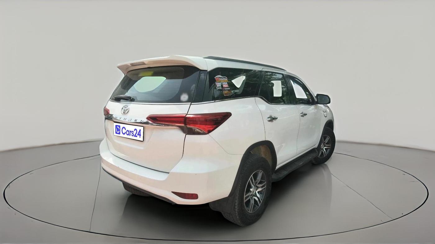 2018 Toyota Fortuner 2.8 4X2 MT, Diesel, Manual, 1,62,558 km, exterior