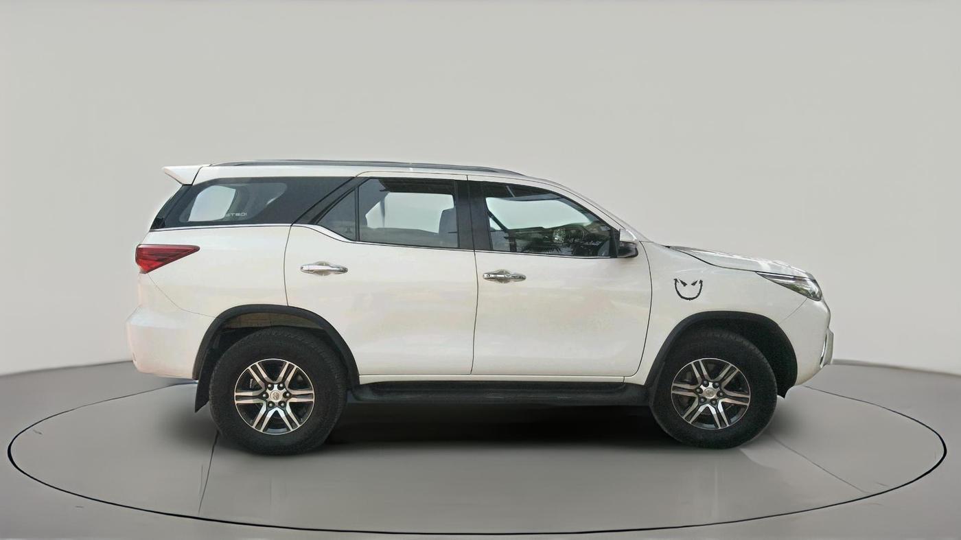 2018 Toyota Fortuner 2.8 4X2 MT, Diesel, Manual, 1,62,558 km, exterior