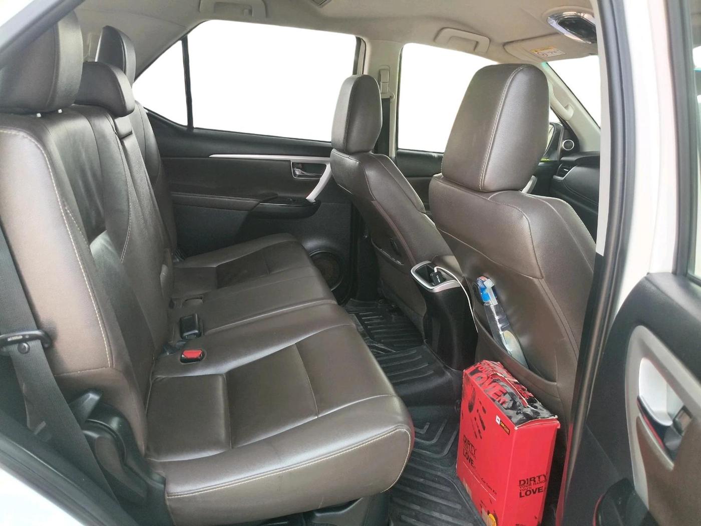2018 Toyota Fortuner 2.8 4X2 MT, Diesel, Manual, 1,62,558 km, interior