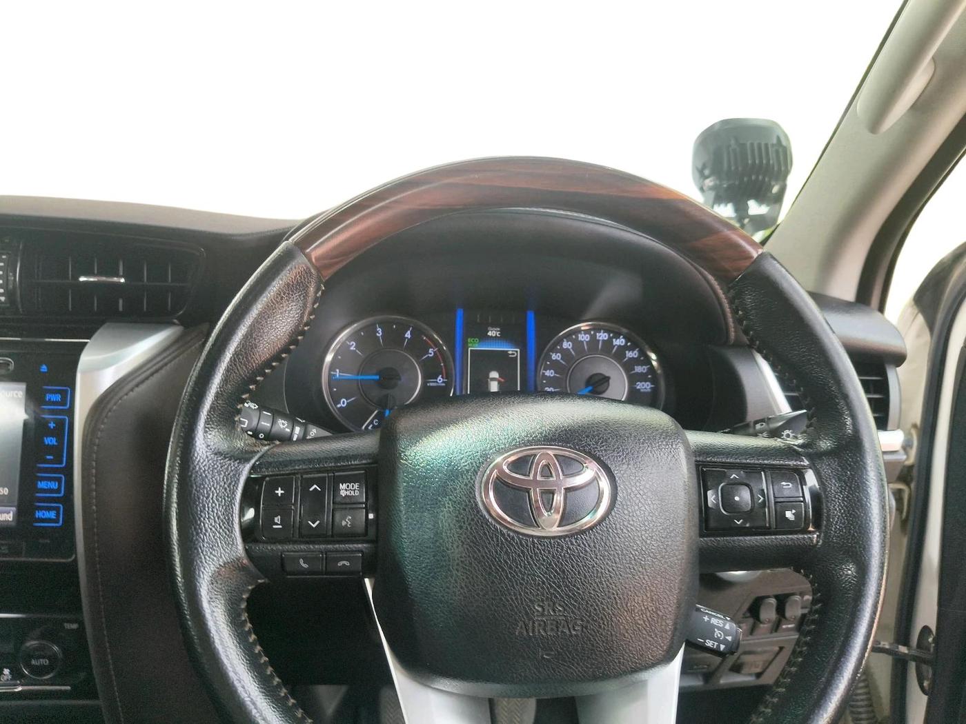 2018 Toyota Fortuner 2.8 4X2 MT, Diesel, Manual, 1,62,558 km, interior