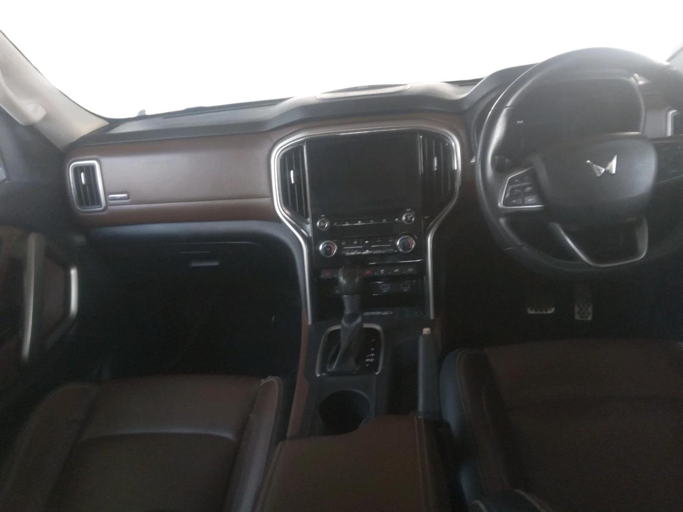 2022 Mahindra SCORPIO-N Z8 L DIESEL AT 2WD 7 STR, Diesel, Automatic, 94,789 km, interior