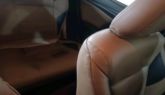 2015 Honda Jazz 1.5L I-DTEC SV, Diesel, Manual, 1,18,627 km, interior