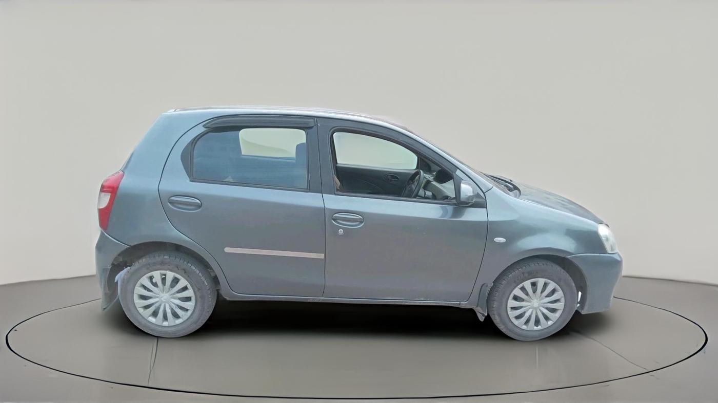 2013 Toyota Etios Liva GD, Diesel, Manual, 1,63,920 km, exterior