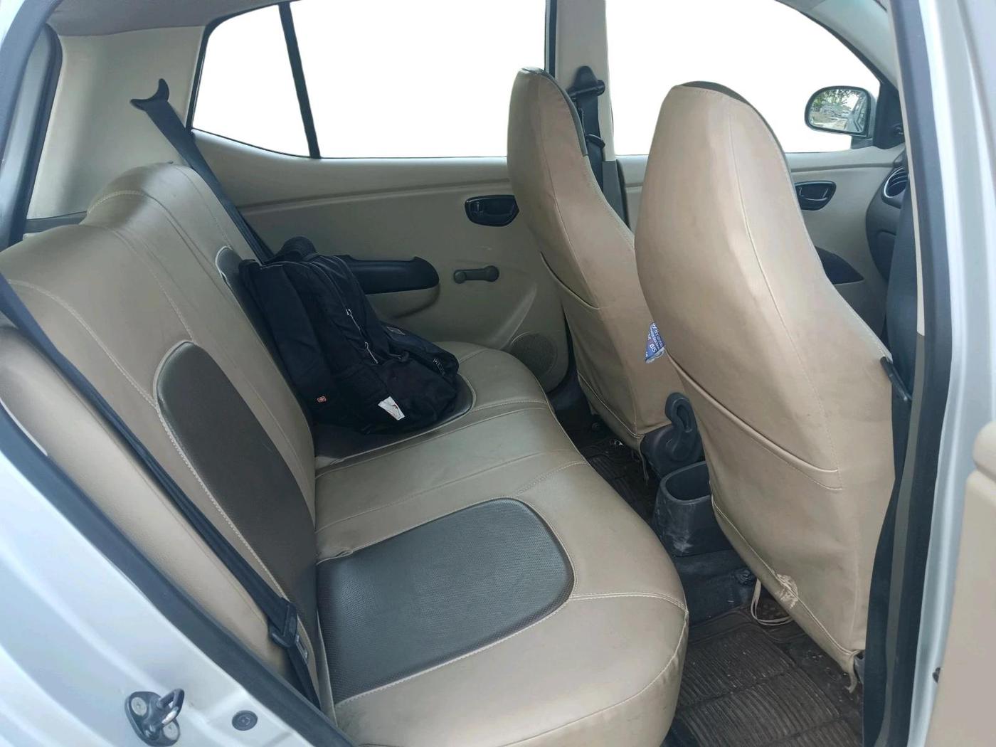 2012 Hyundai i10 ERA 1.1, Petrol, Manual, 67,690 km, interior