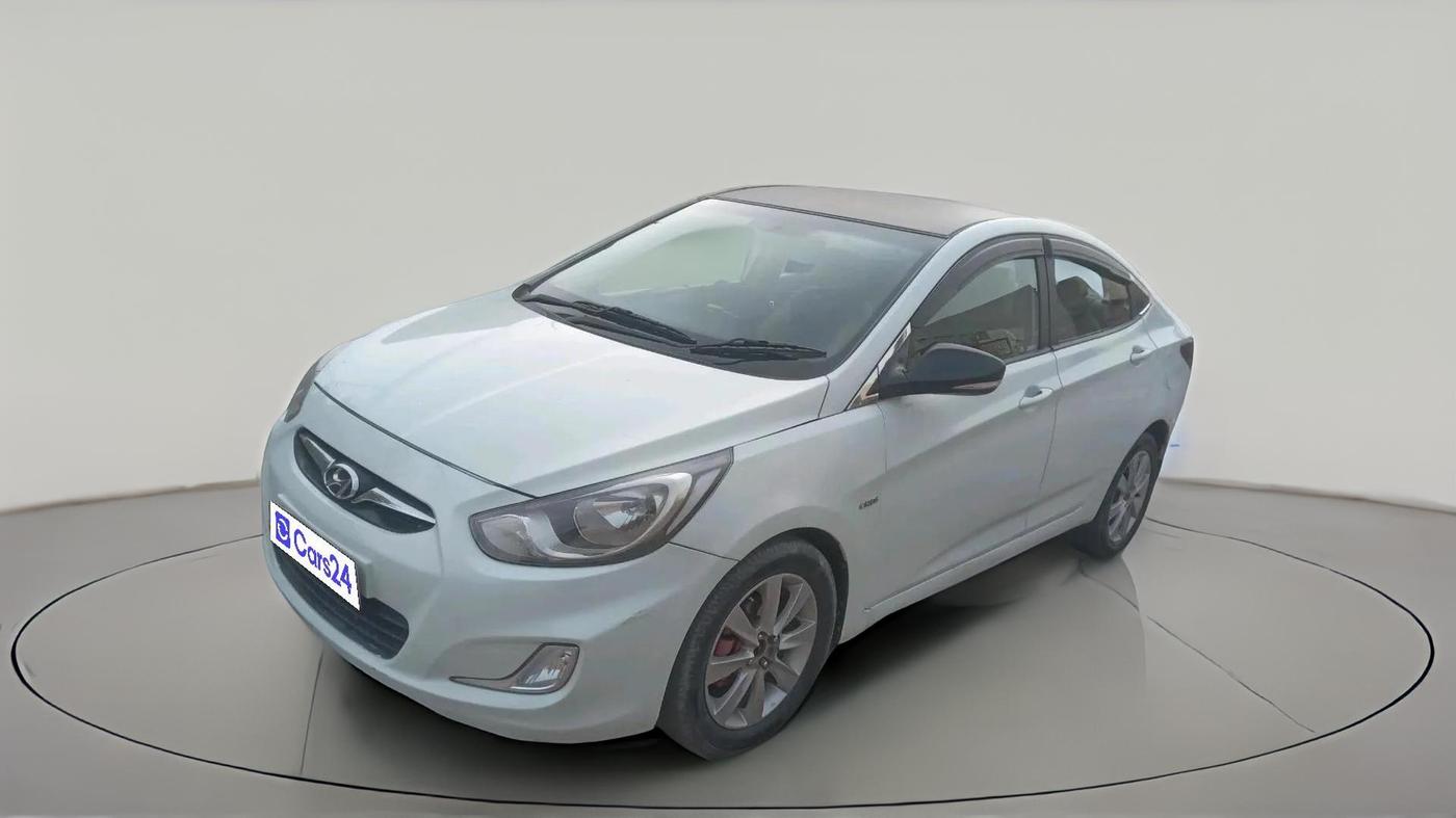 2012 Hyundai Verna FLUIDIC 1.6 CRDI, Diesel, Manual, 1,43,878 km, exterior