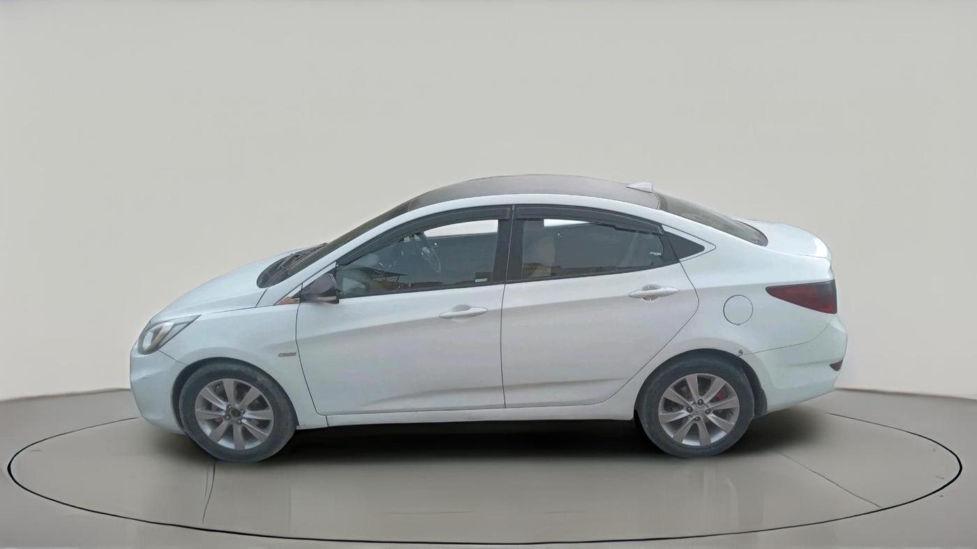 2012 Hyundai Verna FLUIDIC 1.6 CRDI, Diesel, Manual, 1,43,878 km, exterior
