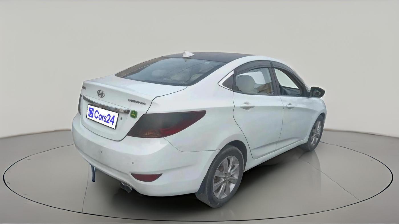 2012 Hyundai Verna FLUIDIC 1.6 CRDI, Diesel, Manual, 1,43,878 km, exterior