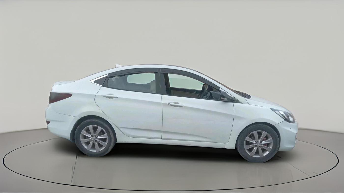 2012 Hyundai Verna FLUIDIC 1.6 CRDI, Diesel, Manual, 1,43,878 km, exterior